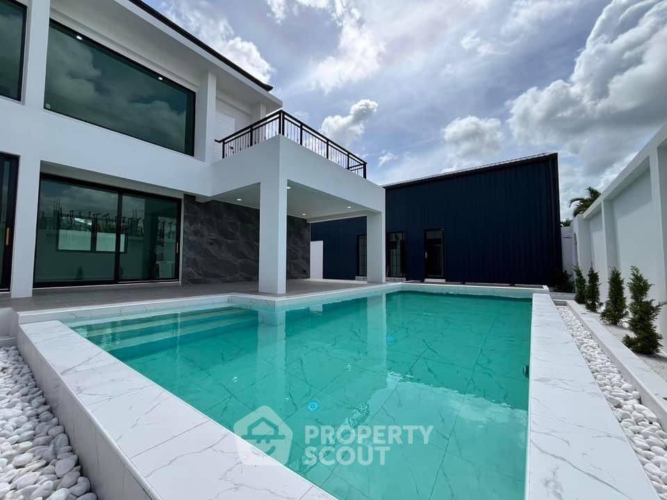 picture 4-BR Villa close to East Pattaya (ID 1784057) - 14/22