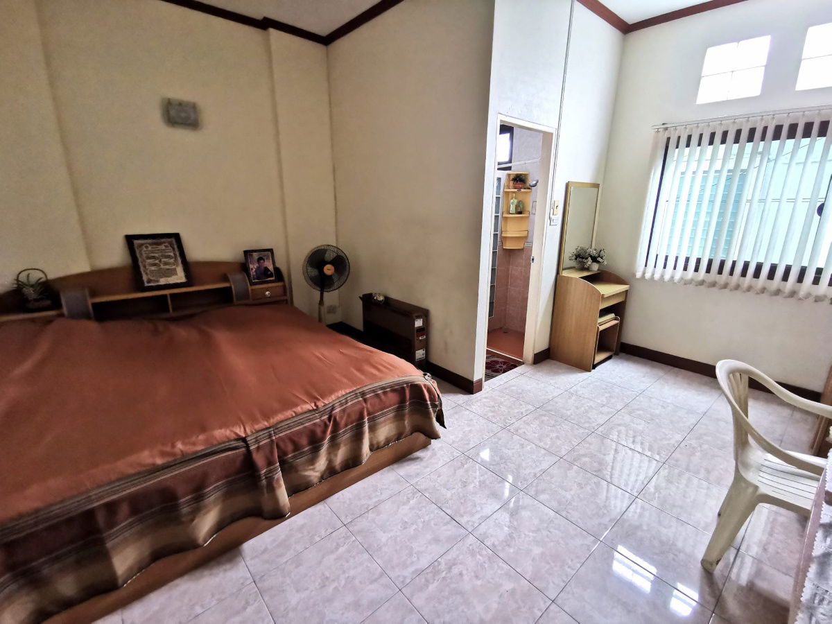 รูป บ้านเดี่ยว “หลังมุม” บรรยากาศสงบ ทำเลพรีเมียม ย่านตลิ่งชัน ใกล้เมือง ใกล้รถไฟฟ้า - รูปที่ 11/16