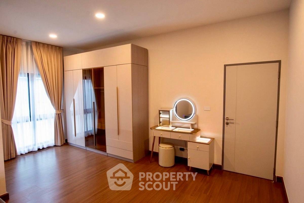 รูป บ้าน 5-ห้องนอน ที่ เดอะ ซิตี้ บางนา ใน บางแก้ว (ID 2109983) - รูปที่ 27/39