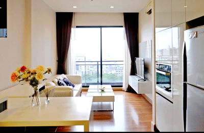 Condos for rent :  Ivy                         Ampio 