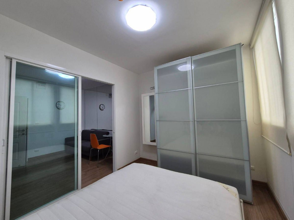 picture Fully furnished room for rent , near ARL and MRT Huamak station - 8/15