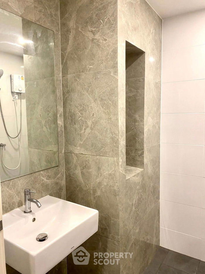 picture Studio Condo at The Origin E22 Station near BTS Sai Luat (ID 2228976) - 4/9