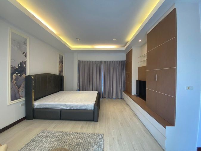 ขายบ้านเดี่ยว 5 ห้องนอน 550 ตร.ม. 134 ตร.ว. โนเบิล ทารา พัฒนาการ