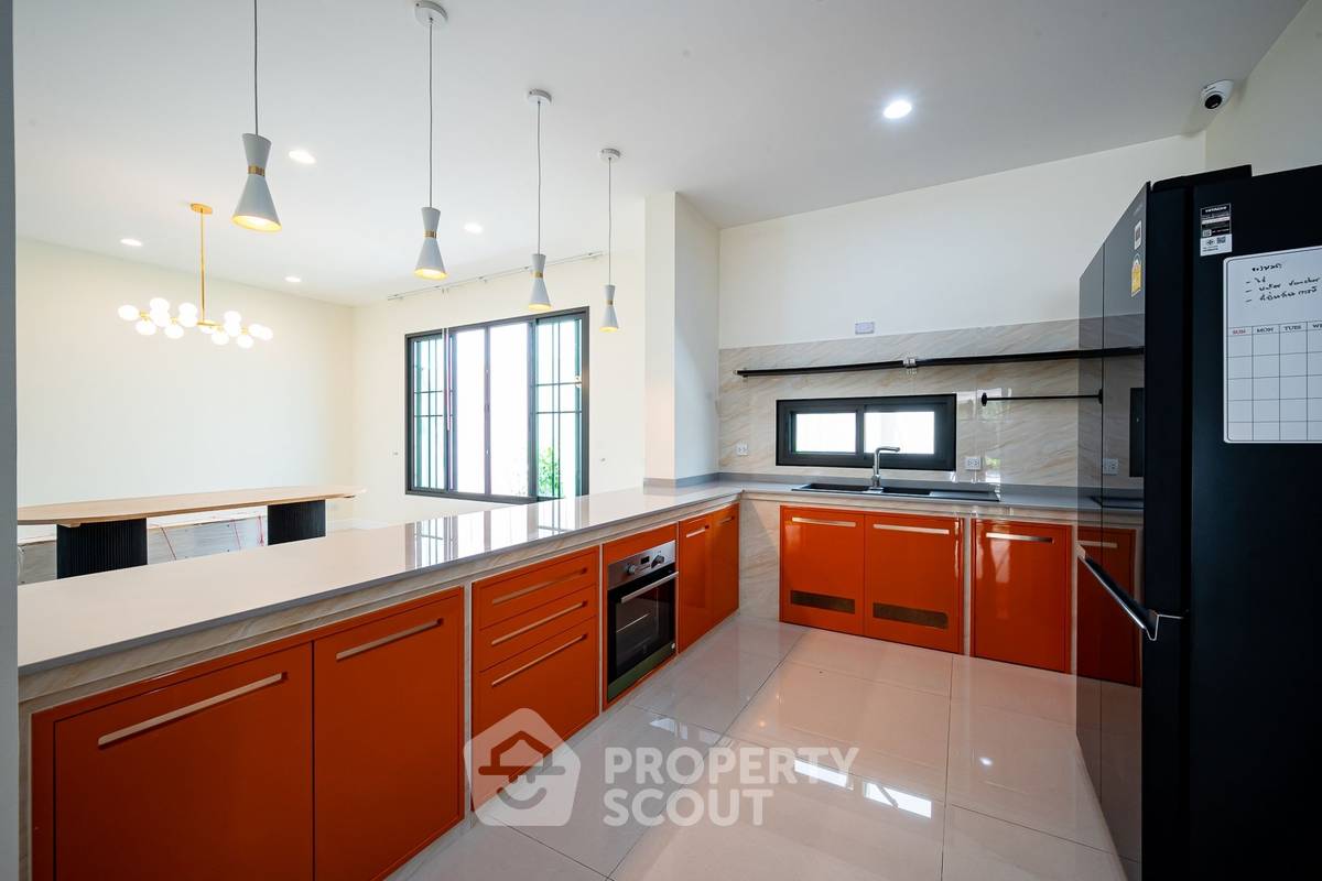 รูป บ้าน 5-ห้องนอน ใน แสมดำ (ID 1330992) - รูปที่ 9/29