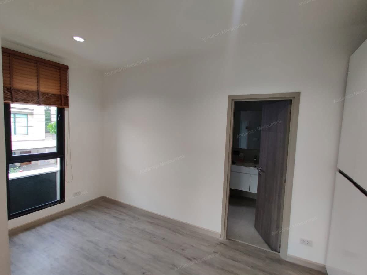 picture P0189 For Rent – 3-Storey Detached House in AQ Arbor Project, Chalerm Phrakiat R.9 Soi 48 (Pattanakarn Area) - 9/17