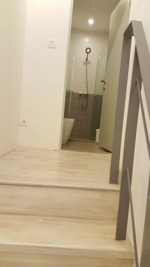 picture Owner sells himself - for rent CONDO DUPLEX @ IDEO MOBI RAMA9 next to MRT Rama 9, Airport Link Makkasan, RCA, Huai Khwang, Ratchadaphisek - 11/23