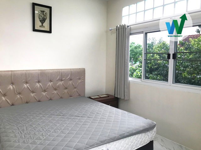 รูป บ้านเช่า ตึกใหม่ ทันสมัย สภาพดีมาก ใหม่เอี่ยม 128 ตร.ม. 2 ห้องนอน 1 ห้องน้ำ 3 แอร์ ใกล้โรงเรียนนานาชาติฮาร์โรว์ - รูปที่ 8/9