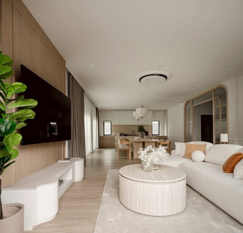 บ้านเดี่ยวให้เช่า : ให้ เช่า บ้านหรู The City Bangna (โครงการใหม่) 89 ตร.ว.,ใกล้เมกะบางนา ตกแต่งหรูมาก เฟอร์นิเจอร์ครบ พร้อมเข้าอยู่