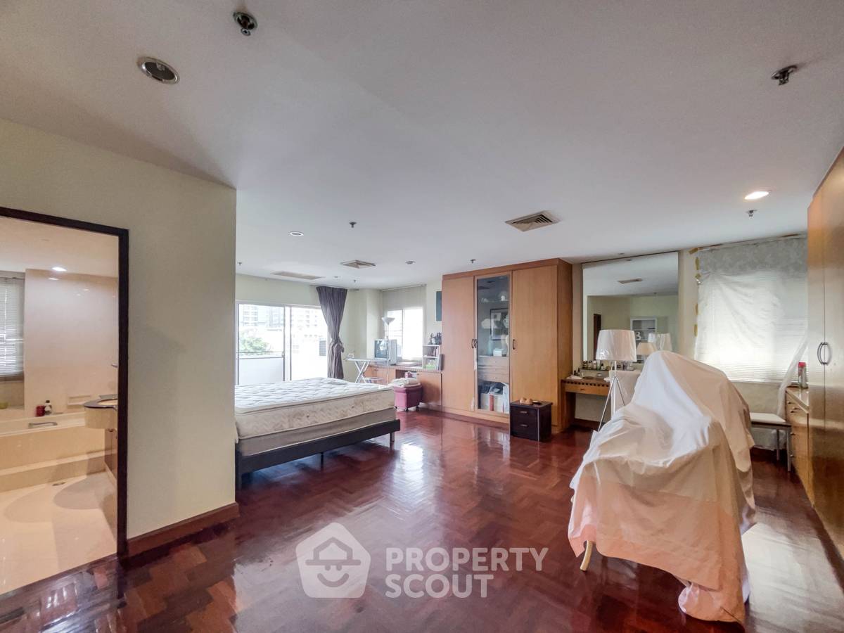 รูป คอนโด 3-ห้องนอน ที่ คอนโดมิเนียม 33 ทาวเวอร์ ใกล้ BTS พร้อมพงษ์ (ID 2053519) - รูปที่ 24/30