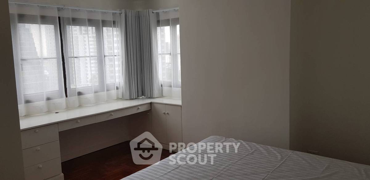 picture 3-BR Condo at Top View Tower Condominium near BTS Thong Lor (ID 562830) - 8/16