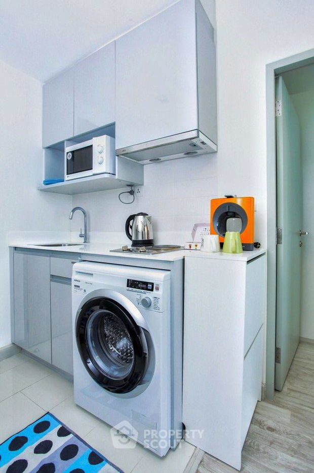picture 1-BR Condo at Ideo Mobi Rama 9 near MRT Phra Ram 9 (ID 1696723) - 2/6