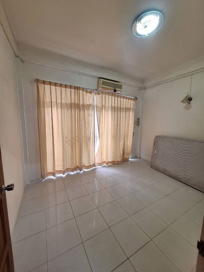 picture Shophouse for rent, Soi Sukhumvit 22, Klong Toei, 50 meters from  Park Origin Phrom Phong - 9/10