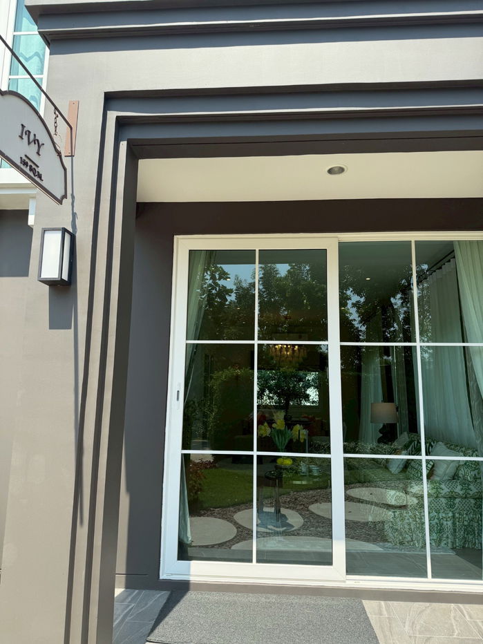 รูป 🏡 บ้านพร้อมอยู่ ราคาดีต่อใจ โครงการสราญสิริ ศรีนครินทร์–แพรกษา - รูปที่ 3/25