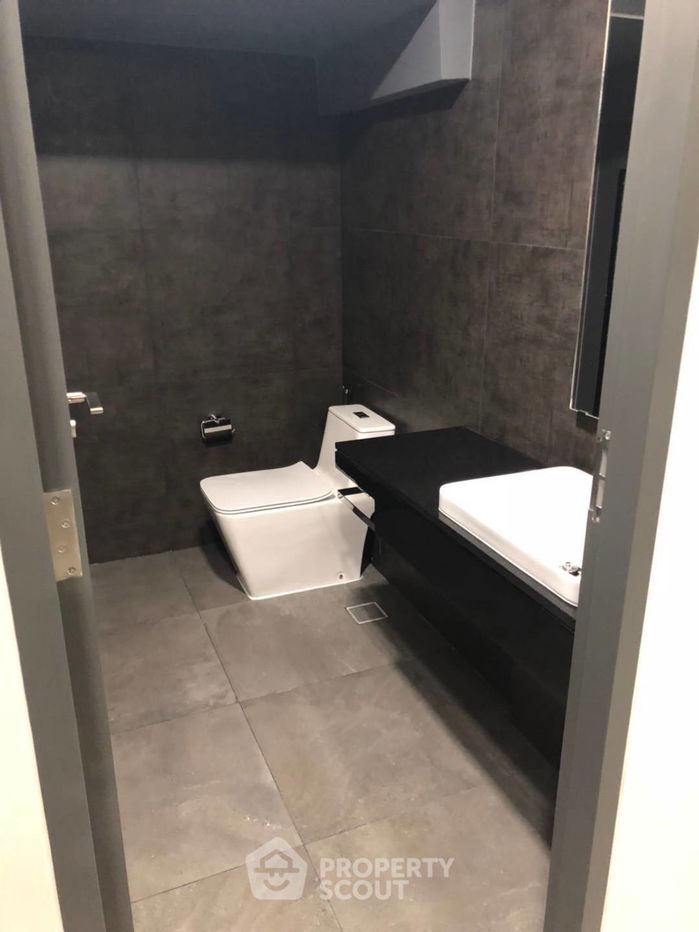 picture 3-BR Townhouse at VIVE Bangna KM.7 in Bang Kaeo (ID 2227170) - 6/17