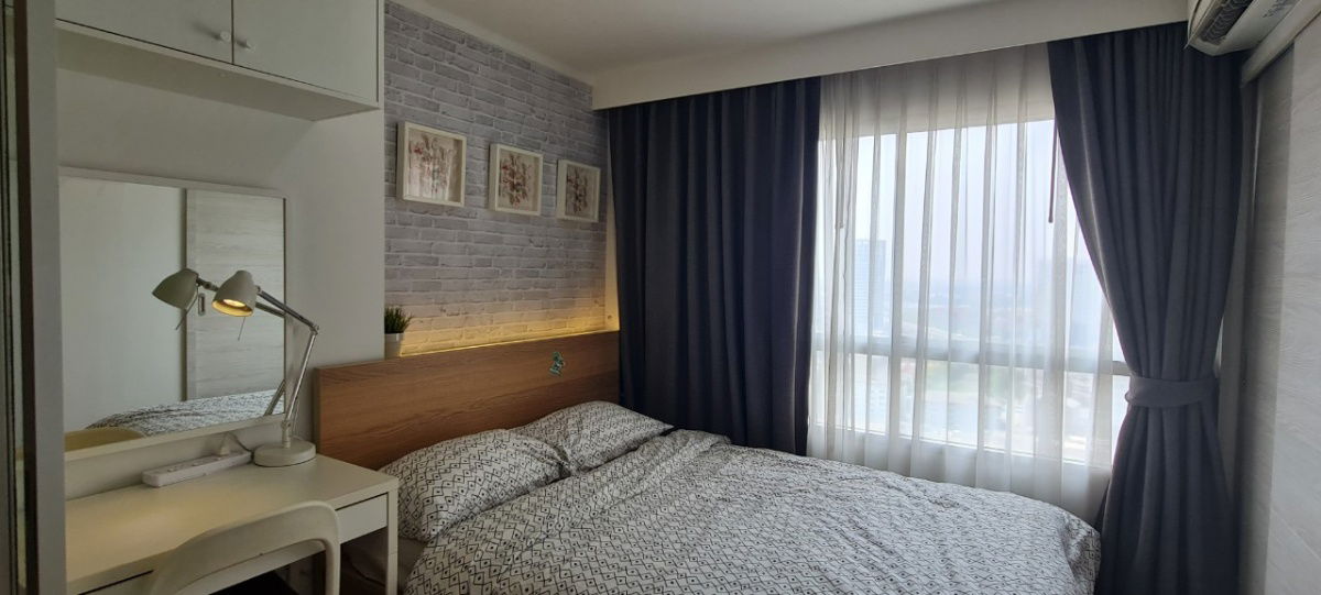 picture Fully furnished room for rent , near ARL and MRT Huamak station - 1/13