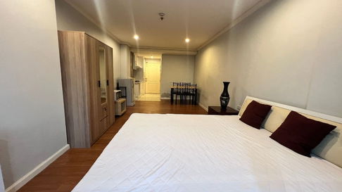 Condo for rent Grand Park View Asoke near MRT Sukhumvit 18,500 baht Property code: RS1046