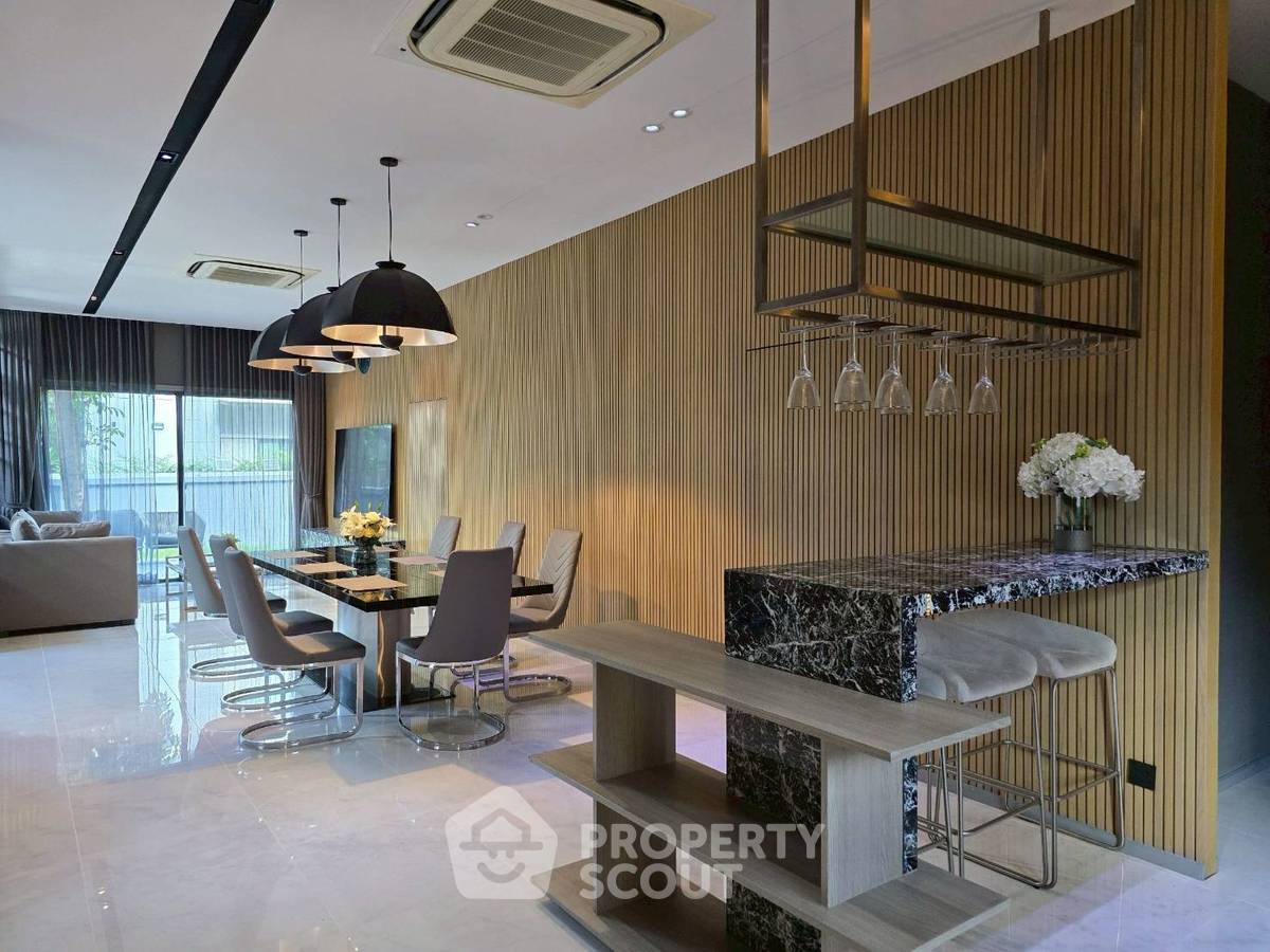รูป บ้าน 5-ห้องนอน ที่ แกรนด์ บางกอก บูเลอวาร์ด พระราม 9-ศรีนครินทร์ ใกล้ กรุงเทพกรีฑา (ID 2228980) - รูปที่ 7/30