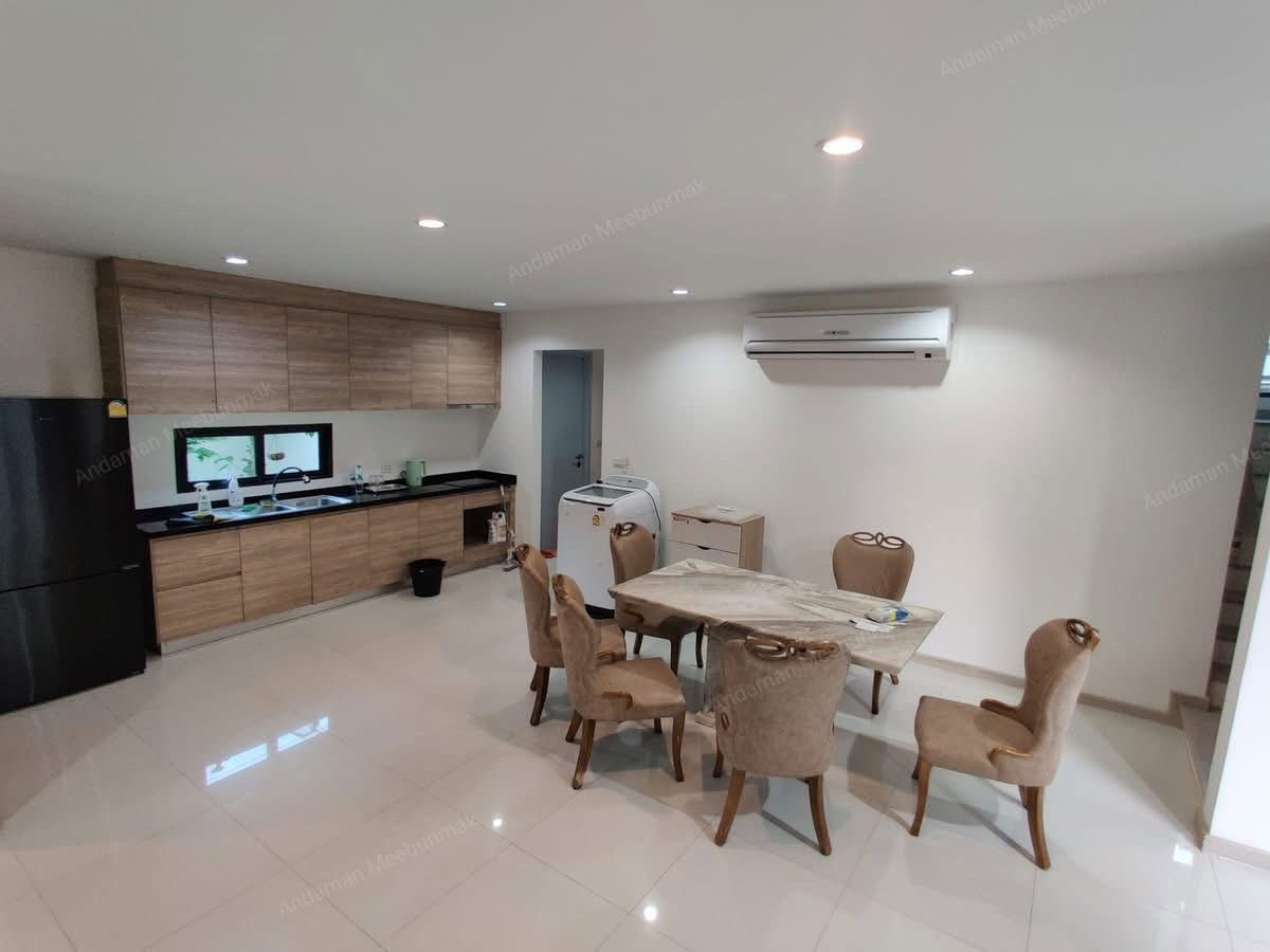 picture P0189 Urgent Sale! 3-Storey Home in Aq Arbor Pattanakarn - 5/17