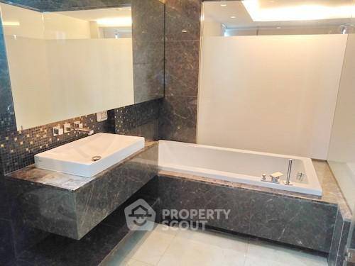 picture 2-BR Condo at The Address Sukhumvit 61 near BTS Ekkamai (ID 453013) - 5/8