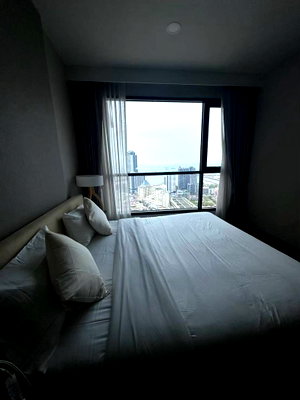 Condos for rent : Condo for rent, Keen Centre Sriracha, good location, city center, near Robinson Sriracha