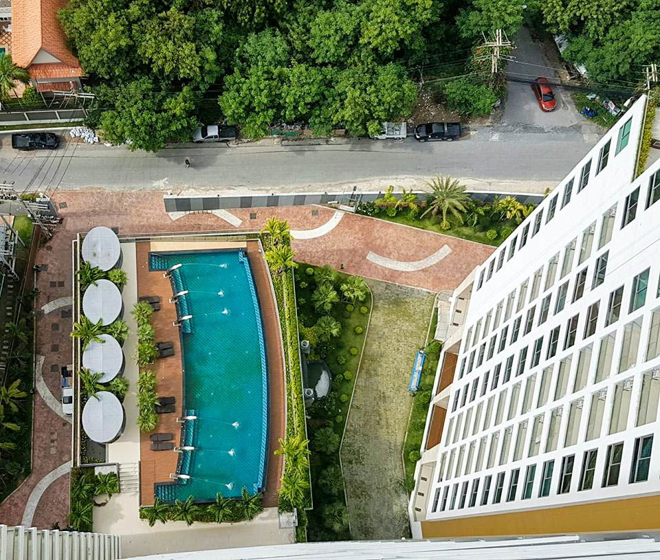 picture Studio Condominium @ The Peak Towers - 14/24