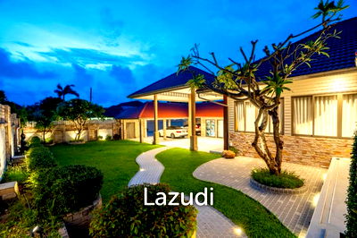 บ้านเดี่ยว บางละมุง ชลบุรี : 4 Beds 4 Baths 402 SQ.M. Luxury Homes In East Pattaya
