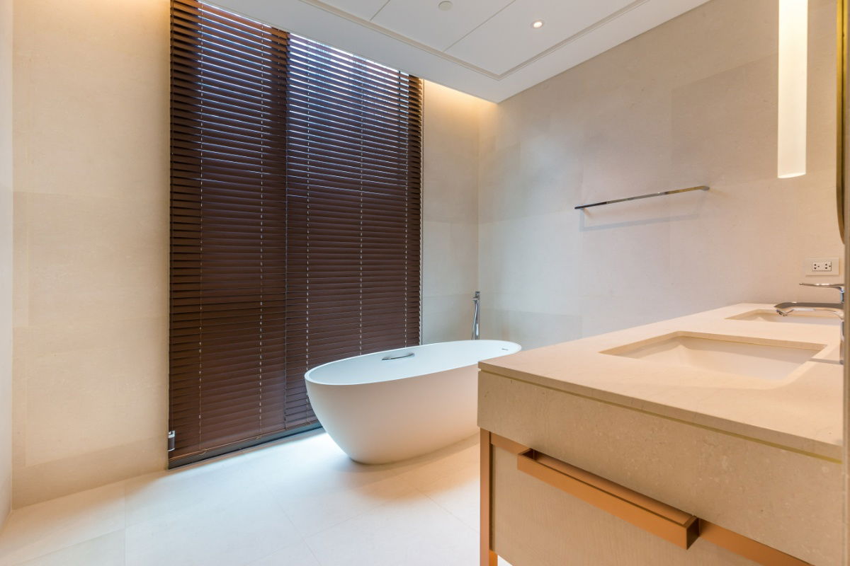 picture For rent condo Baan Sindhorn  2 Bed Room ( S03-2010) - 52/58