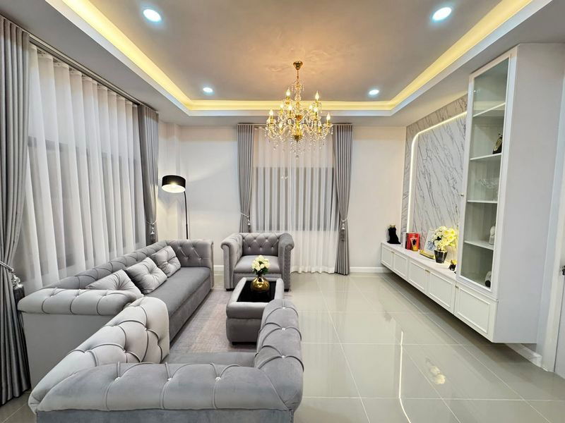 รูป ขายบ้านเดี่ยวพัทยา บ้านสวย ตกแต่งพร้อมอยู่ ทำเลดี ใกล้แหล่งช้อปปิ้ - รูปที่ 2/15