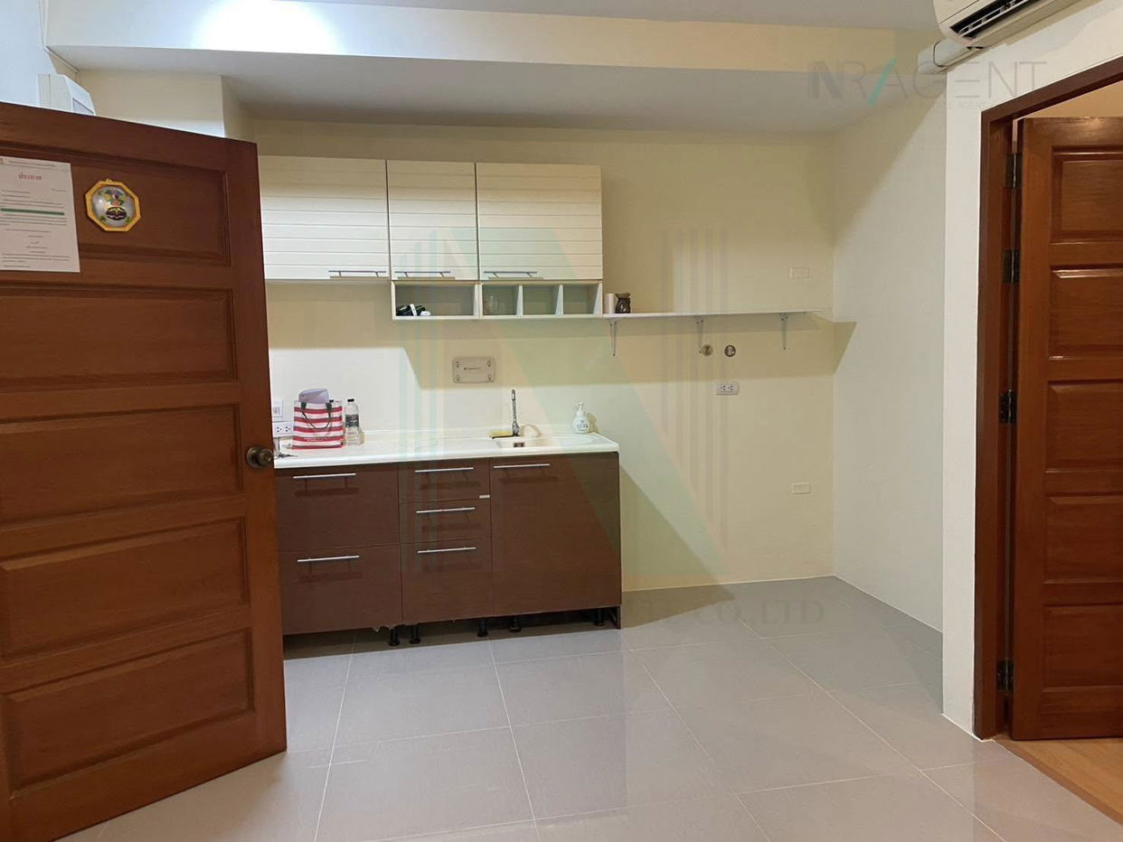 รูป ขายคอนโด บ้านกลางกรุงรีสอร์ท รัชดา ซอย7 อาคาร B1 ชั้น 3 1 ห้องนอน ขนาด 35 ตรม ใกล้ สถาบันสอนดนตรีไทยมันตร - รูปที่ 1/8