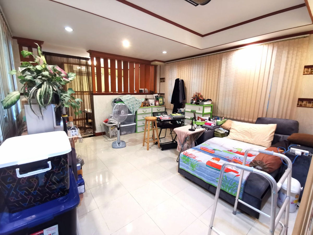 รูป บ้านเดี่ยว “หลังมุม” บรรยากาศสงบ ทำเลพรีเมียม ย่านตลิ่งชัน ใกล้เมือง ใกล้รถไฟฟ้า - รูปที่ 6/16