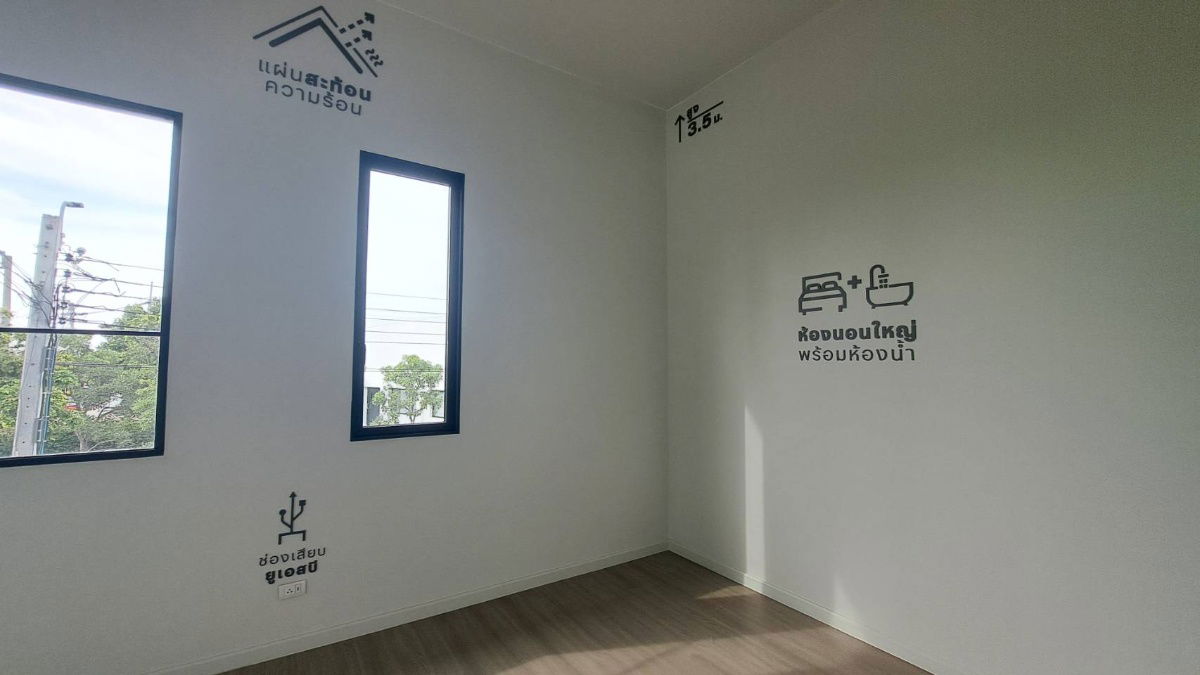 รูป ขายบ้านบ้านตัวอย่าง ทาวน์โฮม หน้าคลับเฮ้าส์ วิวสระว่ายน้ำ !!! สไตล์ Modern Loft โครงการ สิริเพลส ประชาอุทิศ 90 - รูปที่ 11/16