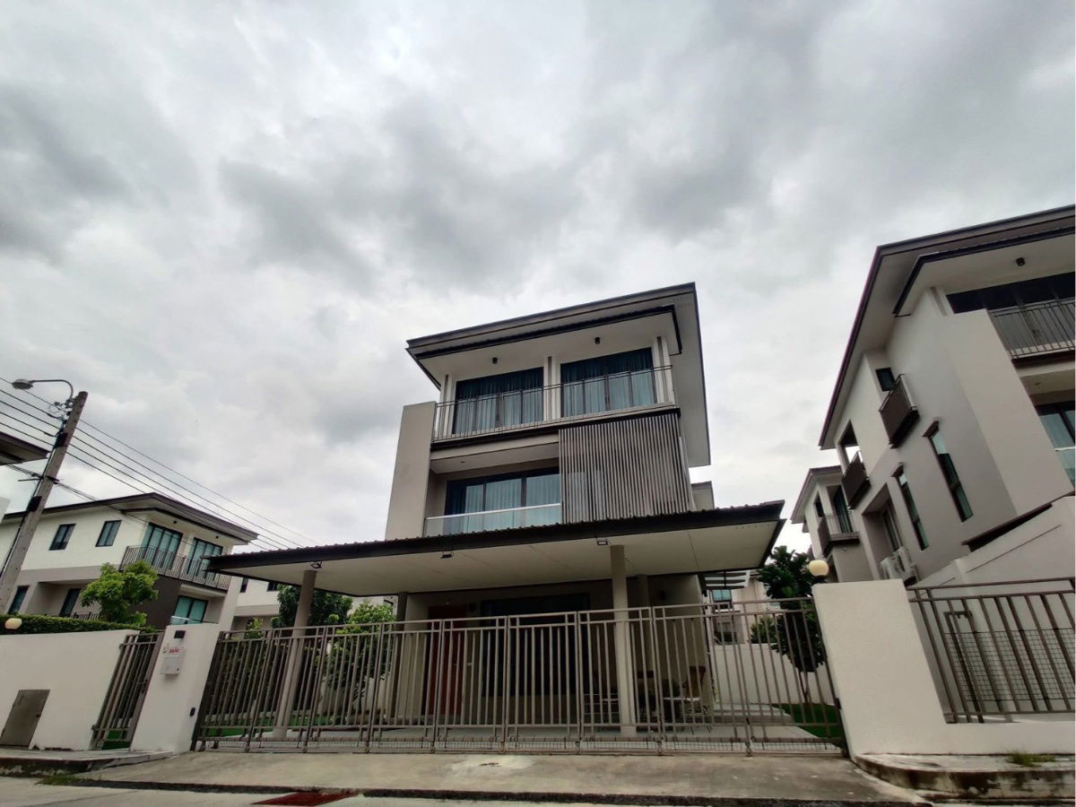picture P0189 For Rent – 3-Storey Detached House in AQ Arbor Project, Chalerm Phrakiat R.9 Soi 48 (Pattanakarn Area) - 1/17