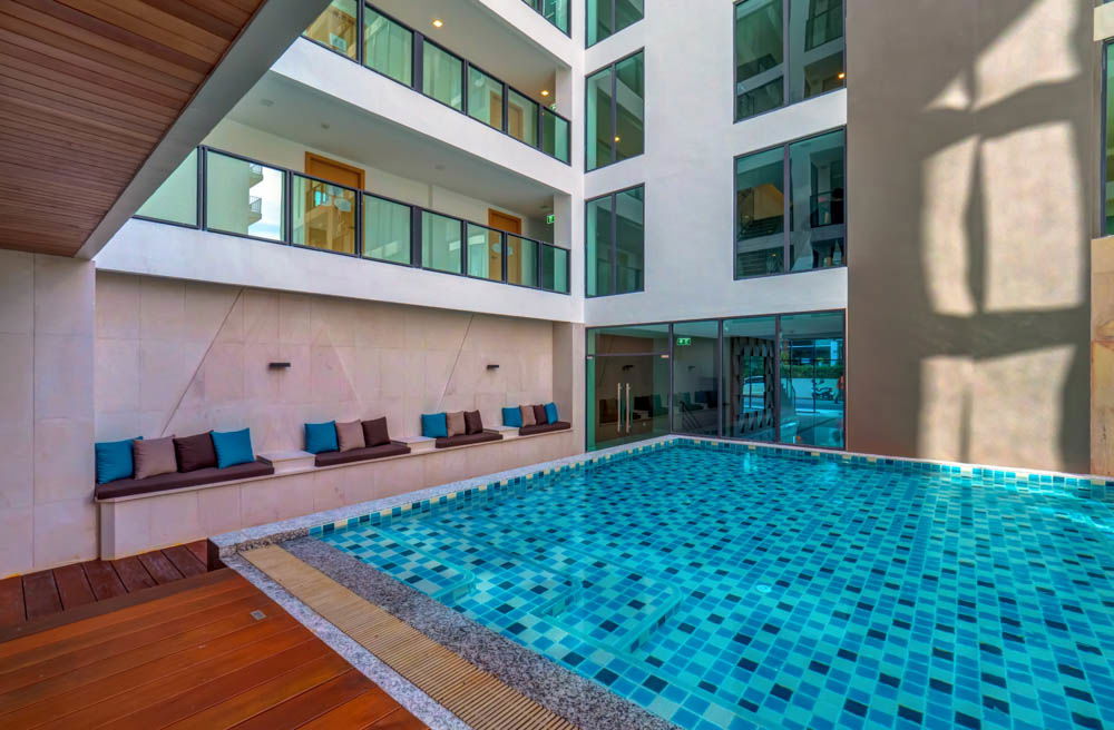 picture Studio Condominium @ Aurora Pratumnak - 11/27