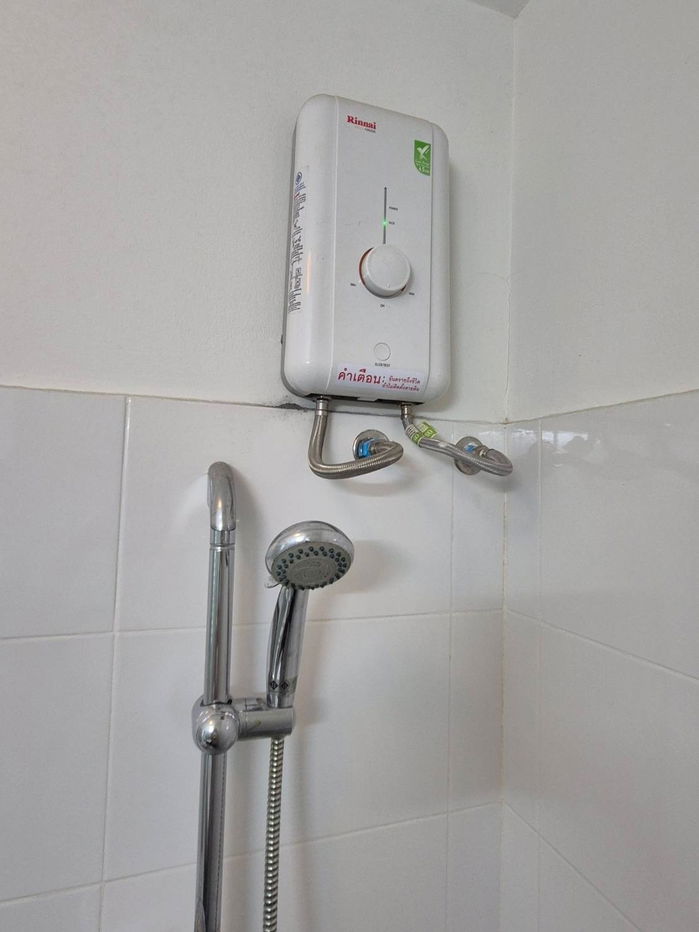 picture Fully furnished room for rent , near ARL and MRT Huamak station - 15/15