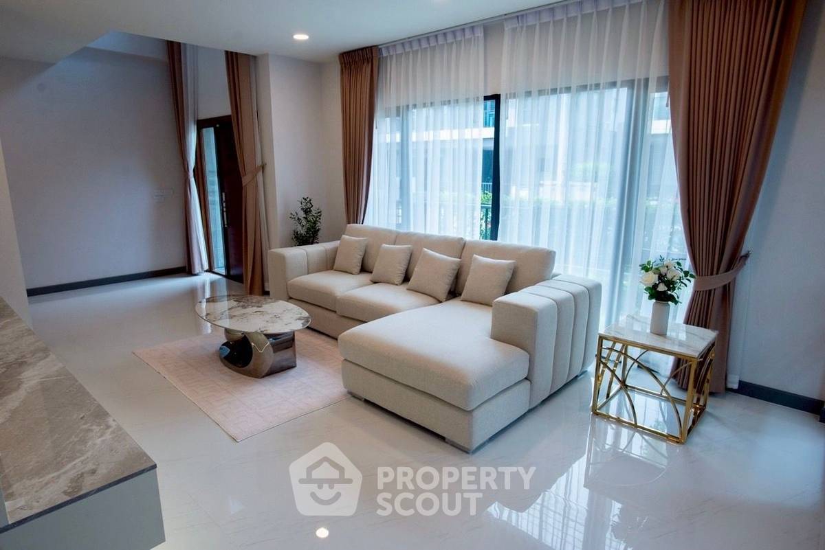 รูป บ้าน 5-ห้องนอน ที่ เดอะ ซิตี้ บางนา ใน บางแก้ว (ID 2109983) - รูปที่ 35/39