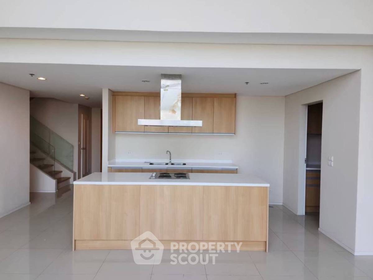 รูป ดูเพล็กซ์ 4-ห้องนอน ที่ วิลล่า อโศก ใกล้ MRT เพชรบุรี (ID 1881958) - รูปที่ 2/9