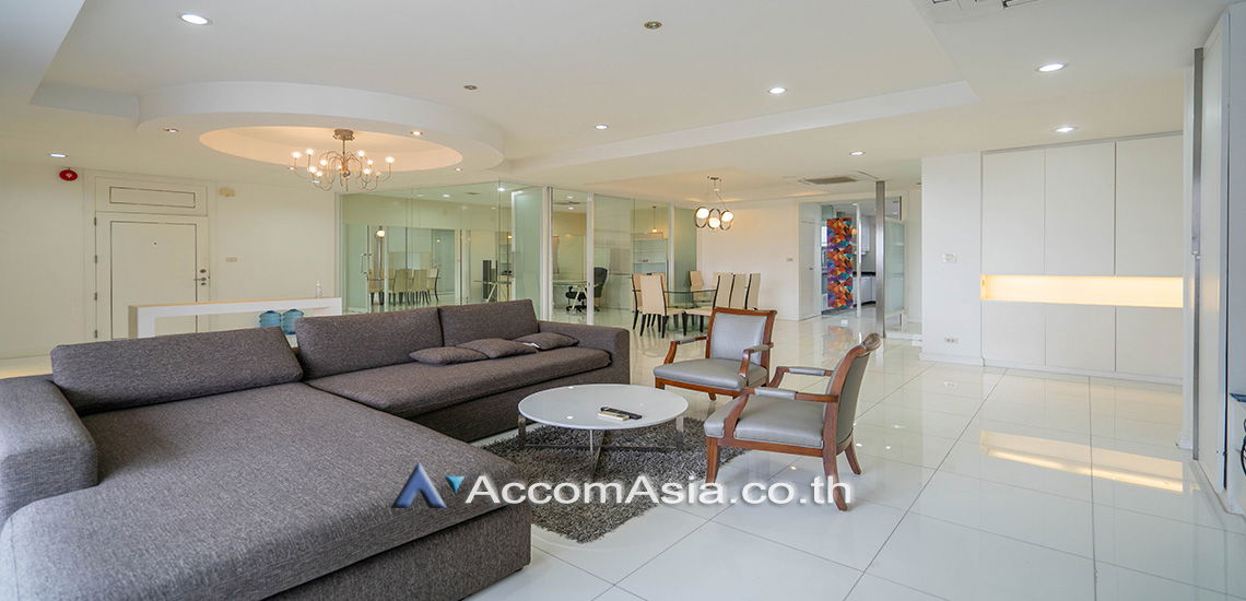 รูป 🔼🔽 AccomA 📩 Modern condominium with open space and wood finishes (AA26581) - รูปที่ 2/17