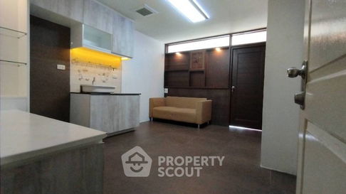 คอนโด 2-ห้องนอน ที่ คอมมอน เวลธ์ ปิ่นเกล้า ใกล้ MRT บางยี่ขัน (ID 1654559)
