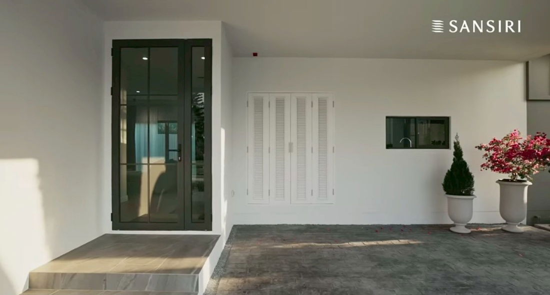 picture House For Sale Modern Farmhouse at Sansiri Prachauthit90 - 4/13