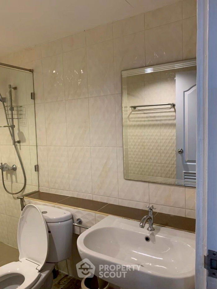 picture Studio Condo at The Prime Suites Condominium near BTS Asok (ID 2229487) - 7/9