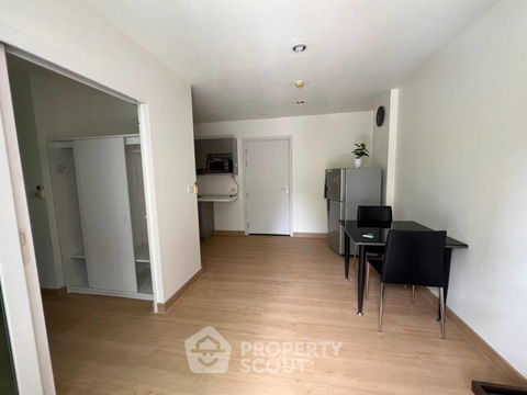 1-BR Condo at The Key Paholyothin near BTS Sena Nikhom (ID 2228848)