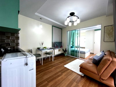 Condos for rent Maharaj Nakorn Chiang Mai Hospital : For rent, Green Tower Chiangmai, close to university Chiangmai, only 12000 baht per month, Tell (0955752068 Khun Chompoo)
