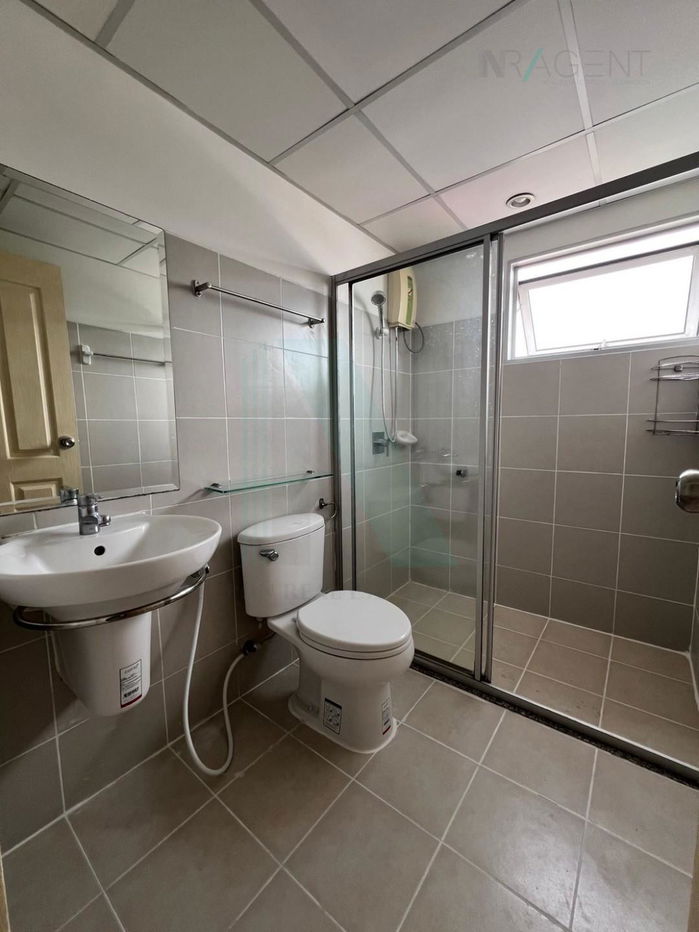 picture For Sell Condo SUPALAI PARK RATCHAYOTHIN Building 1, Floor 29,1 bed room, Room size 49 sqm - 6/8