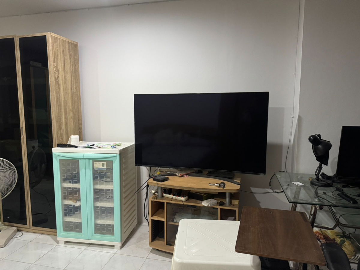 รูป คอนโด โรยัลทาวเวอร์ 3 ซอยอินทามระ 25 ขนาด  31 ต.ร.ม  ขายถูกมาก 990,000 บาท  เฟอร์พร้อมอยู่ - รูปที่ 2/3