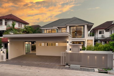 For Sale Luxury Pool Villa in Koolpunt Ville 5 Maehie Chiangmai