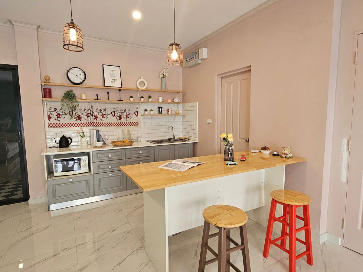 รูป 🏡⭐️ ให้เช่าบ้านเวอรีเดียน พรอมท์ – วัดลาดปลาดุก พร้อมเข้าอยู่ ยินดีรับสัตว์เลี้ยง🐶🐱 - รูปที่ 2/11