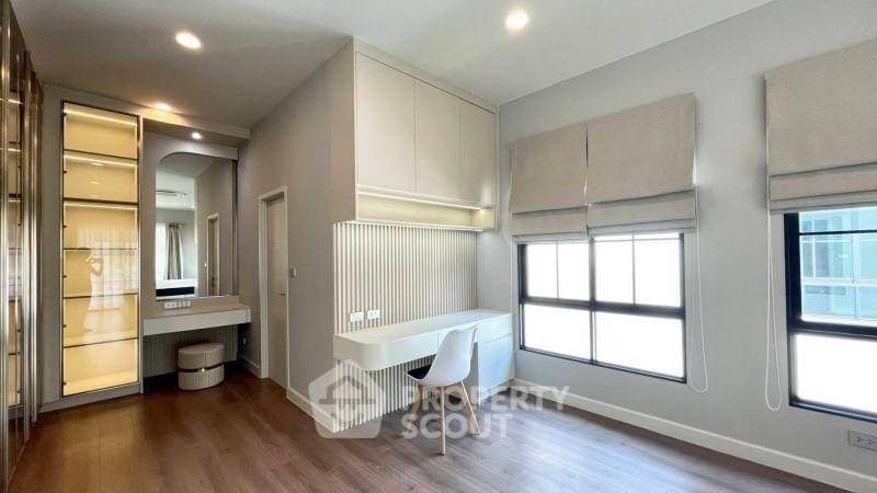 picture 4-BR House at Setthasiri Bangna-Suvarnabhumi close to Suvarnabhumi Airport (ID 2227169) - 11/19