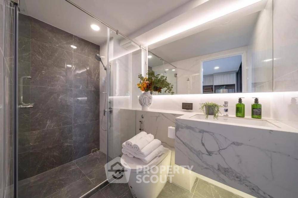 picture 1-BR Condo at Origin Plug & Play Srinakarin in Samrong Nuea (ID 1593926) - 4/11