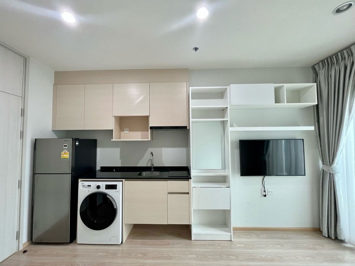 picture Code: KJ7898  for rent Noble Revolve Ratchada // Line ID: @kjcondo (with @) // - 3/4