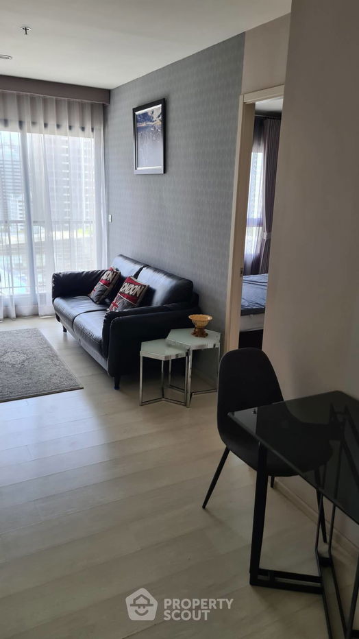 picture 2-BR Condo at Life Asoke near ARL Makkasan (ID 1292290) - 4/19